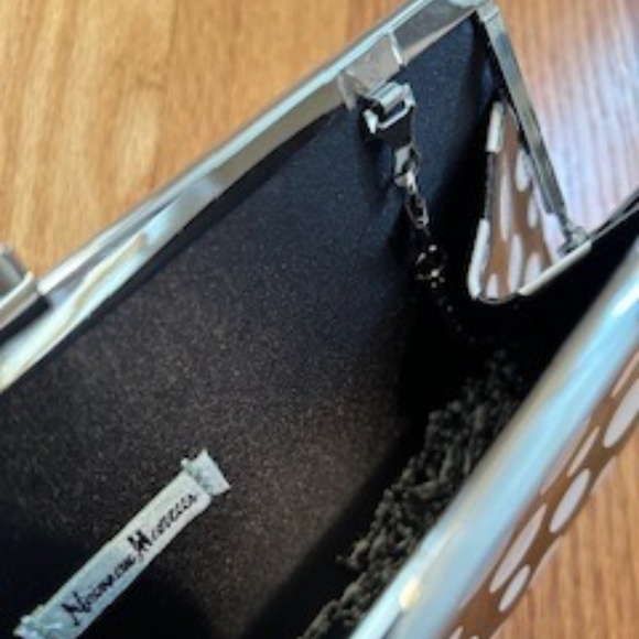 *HOST PICK* Patent Clutch Bag *NWOT* - Picture 2 of 5